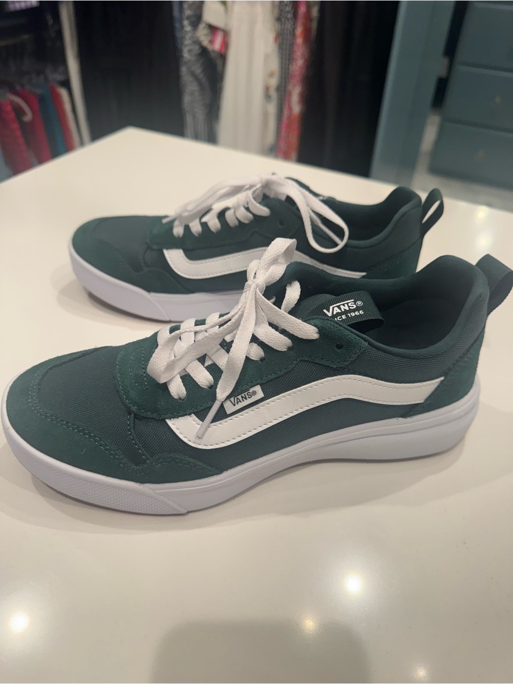 Vans Women’s Low-Top Sneakers in Dark Green and White
